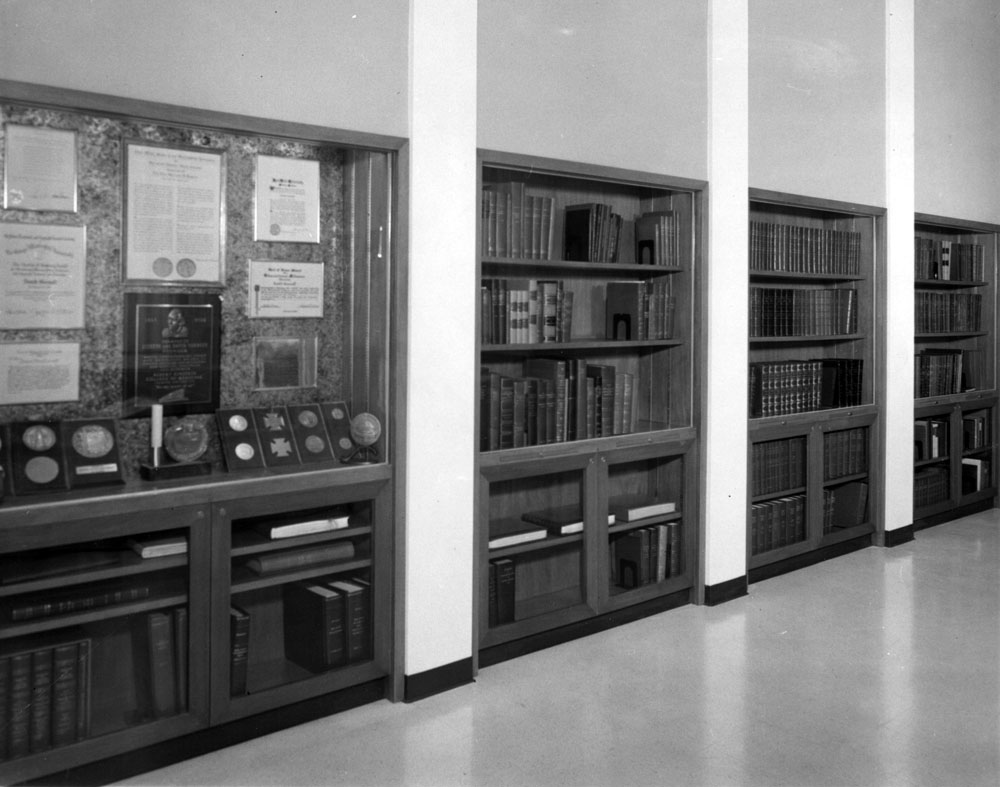 Sarnoff library shelves