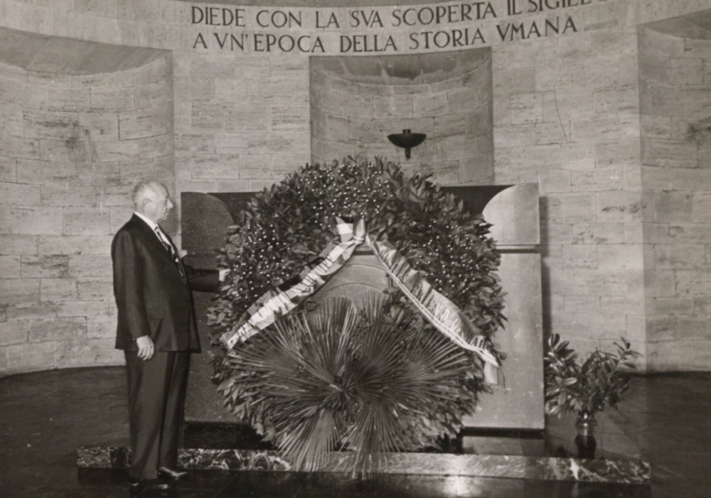 David Sarnoff pays his respects at Guglielmo Marconi's tomb