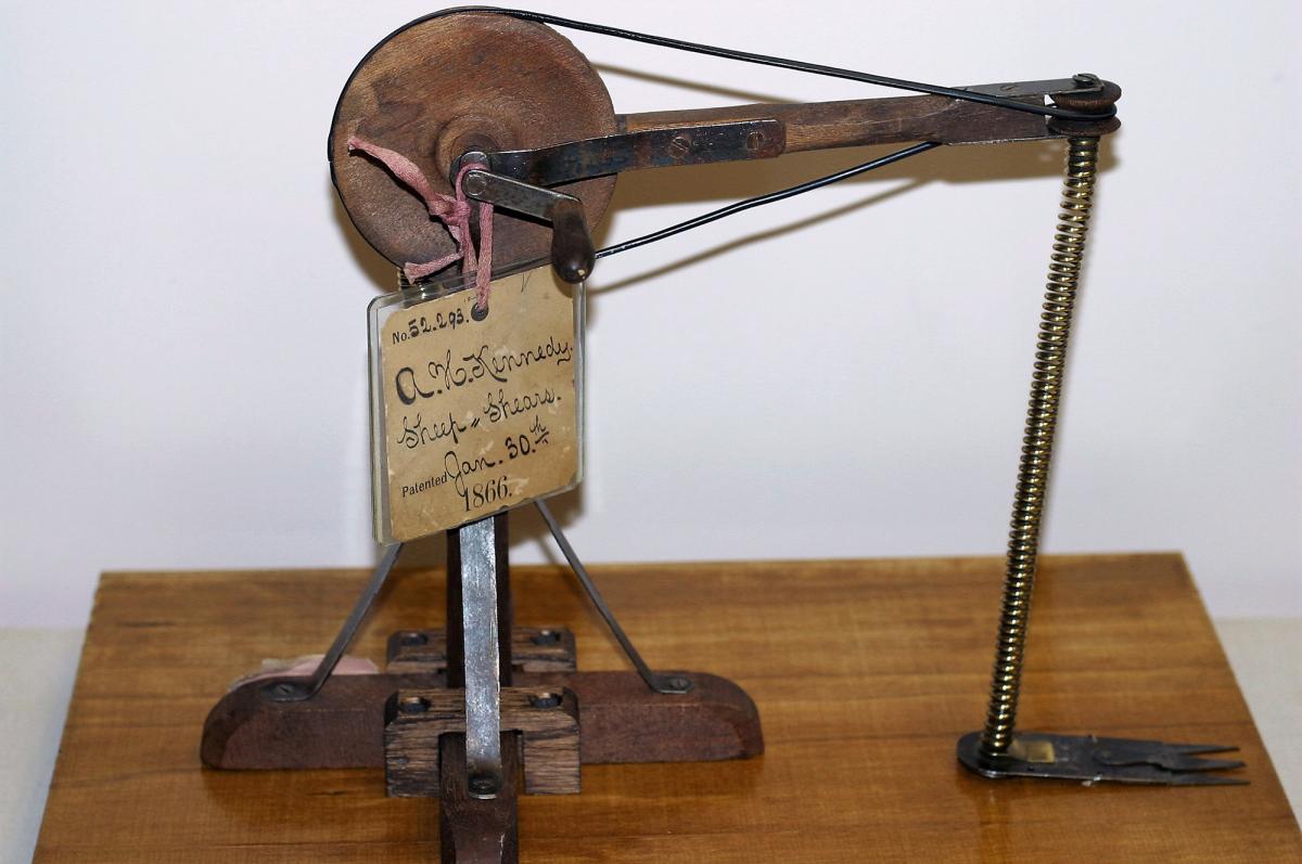 Patent model for sheep shears.