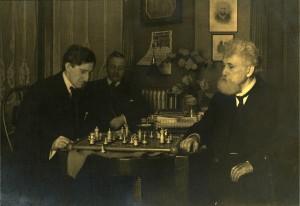 Far left, Frank J. Marshall; Right, Hudson Maxim