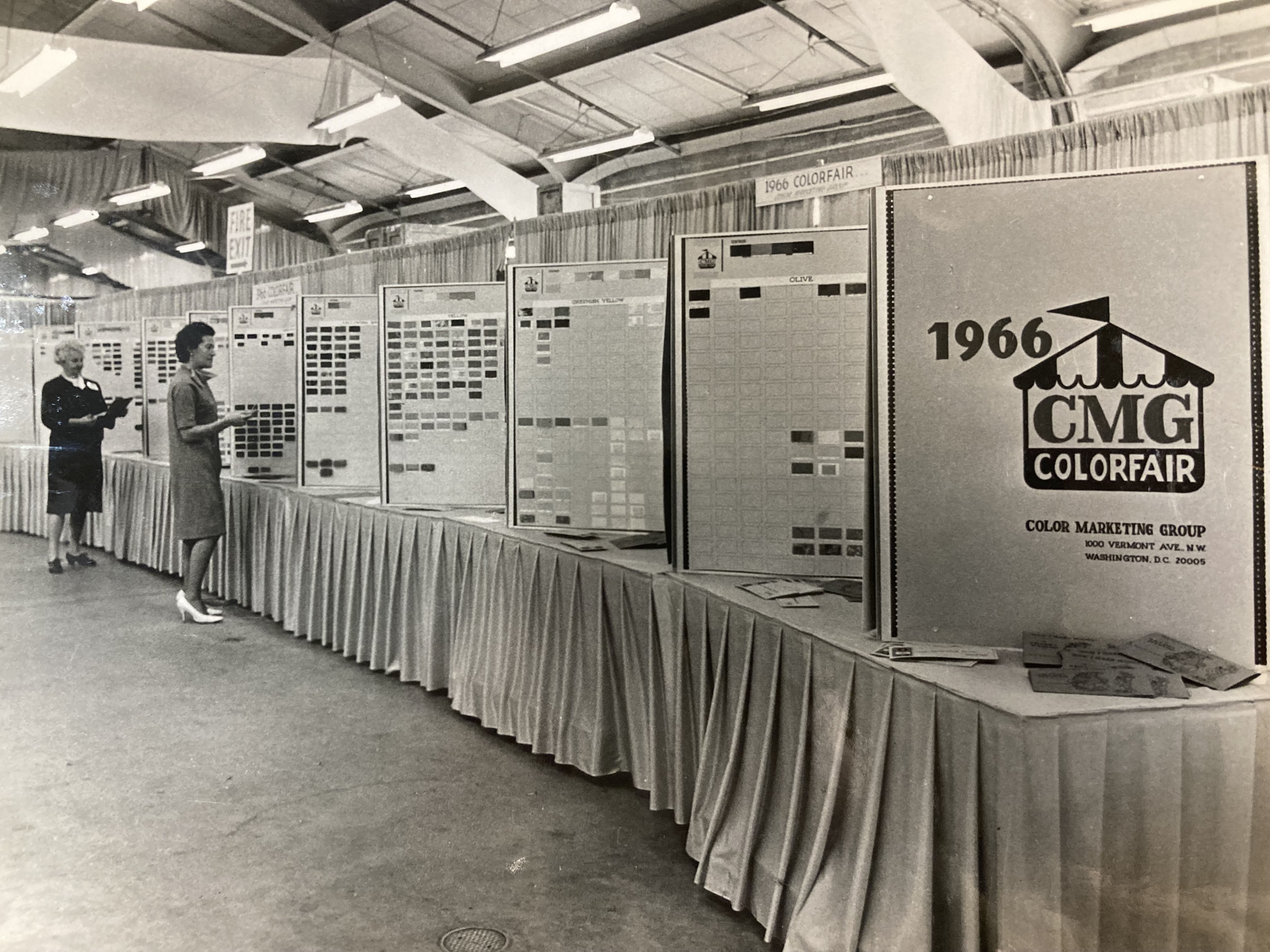 Photographs of the Color Marketing Groups COLORFAIR, 1962