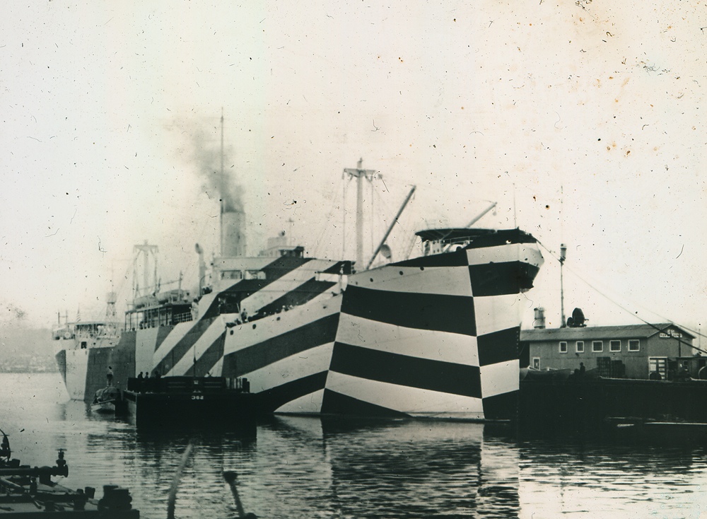 USS West Mahomet painted in Razzle Dazzle camouflage, 1918. Image courtesy of U.S. Navy History and Heritage Command.