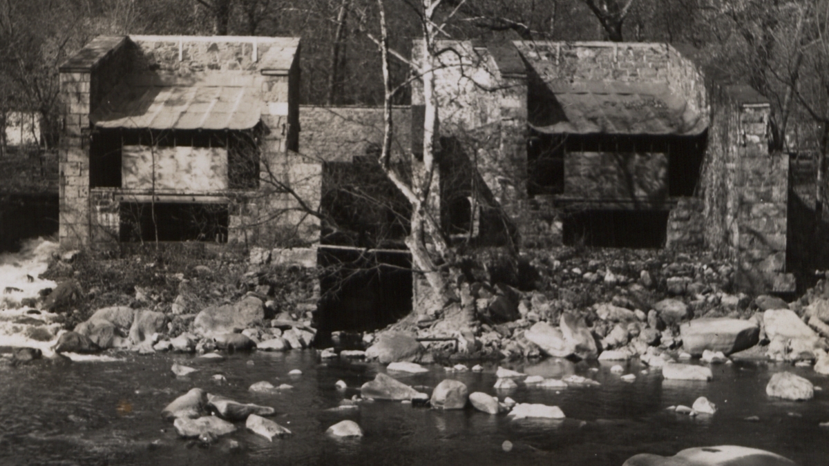 Rolling Mills in the Hagley powder yard