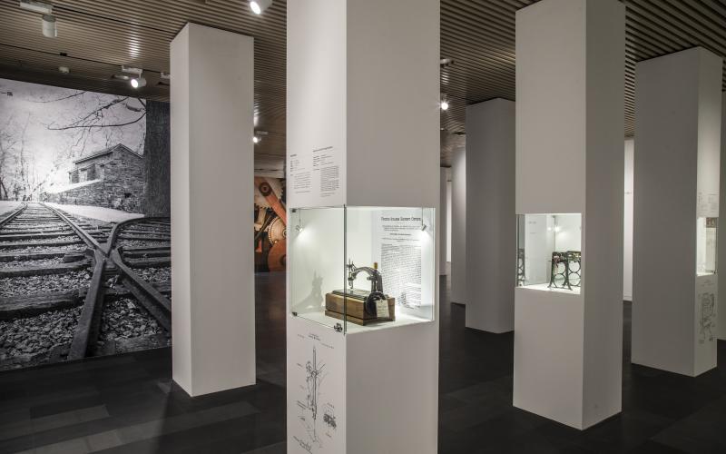 hagley-spirit-of-invention-Tsinghua-University-Art-Museum-Beijing-011.jpg