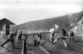 PRR_WORKERS.JPG